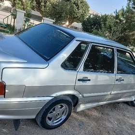 Lada 2115 2004