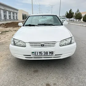 Toyota Camry 1999