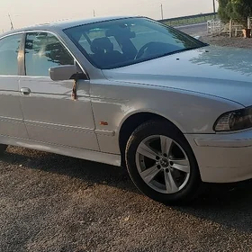 BMW E39 2001