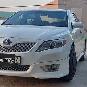 Toyota Camry 2011