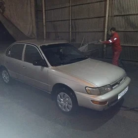 Toyota Corolla 1995