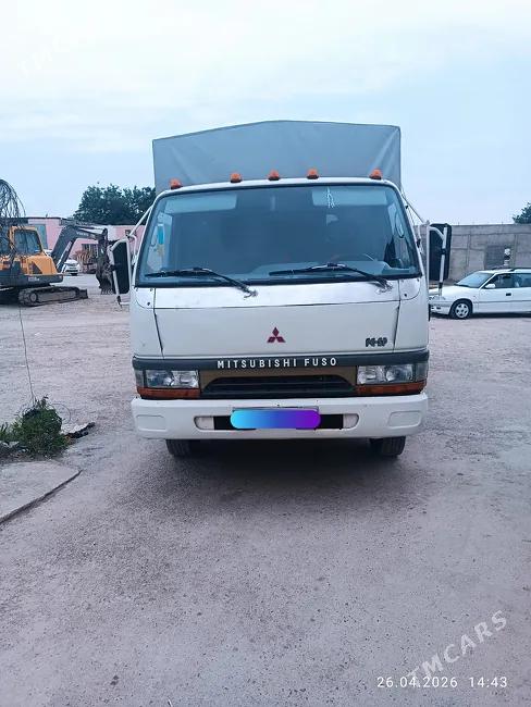 Mitsubishi Canter 2004