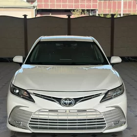 Toyota Camry 2023