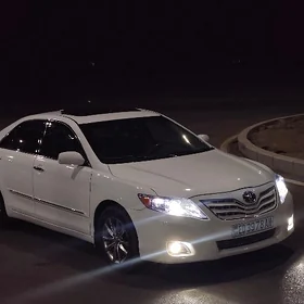 Toyota Camry 2011