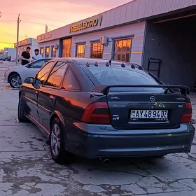 Opel Vectra 2000