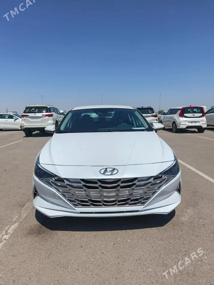 Hyundai Elantra 2021