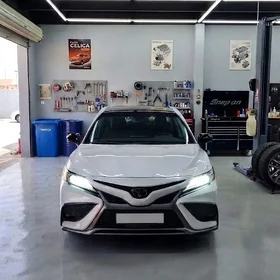 Toyota Camry 2022