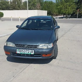 Toyota Corona 1992
