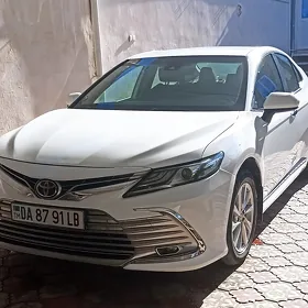 Toyota Camry 2022