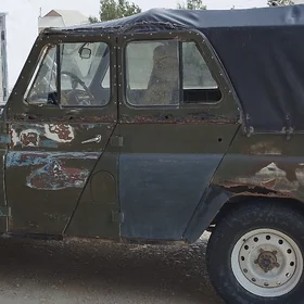 UAZ 469 1995