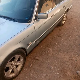 BMW 525 1992