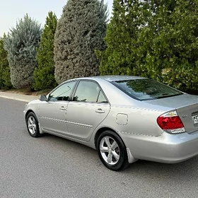 Toyota Camry 2005