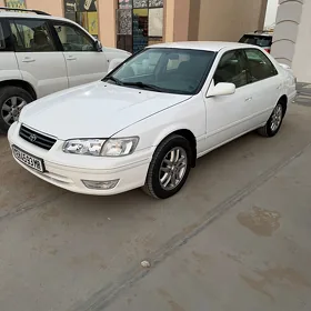Toyota Camry 1999