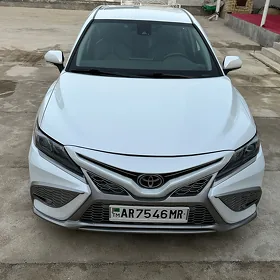 Toyota Camry 2022