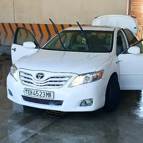 Toyota Camry 2010