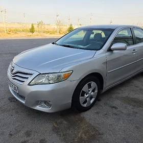 Toyota Camry 2010