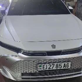 Toyota Crown 2023