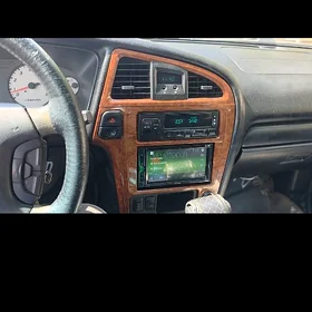 Nissan Pathfinder 2002