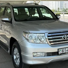 Toyota Land Cruiser 2011
