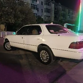 Lexus LS 1995