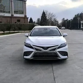 Toyota Camry 2023