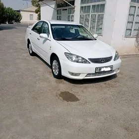 Toyota Camry 2004