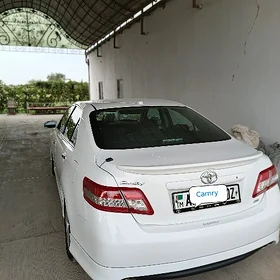 Toyota Camry 2010