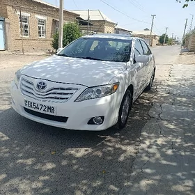 Toyota Camry 2010