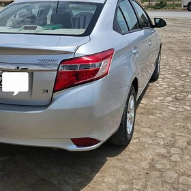 Toyota Yaris 2014