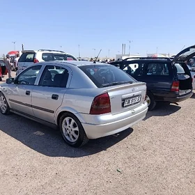 Opel Astra 2000