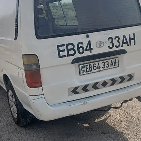 Toyota Hiace 2003
