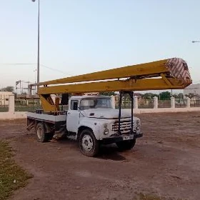 Zil 130 1990