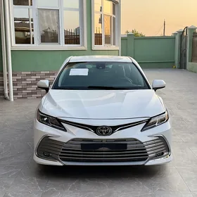Toyota Camry 2022