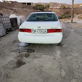 Toyota Camry 2000
