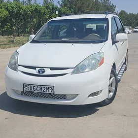 Toyota Sienna 2008