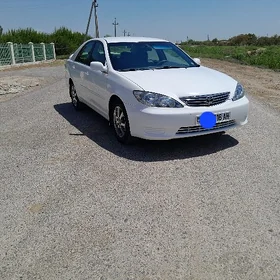 Toyota Camry 2004