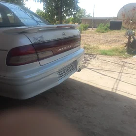 Nissan Cefiro 1996