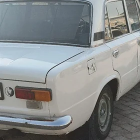 Lada 2104 1983