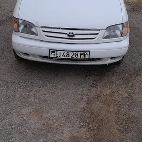 Toyota Sienna 2003