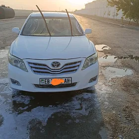 Toyota Camry 2010