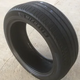 MICHELIN 18 Lik 2022