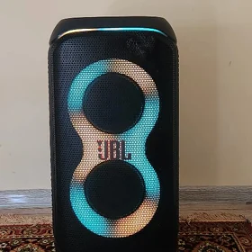 JBL320