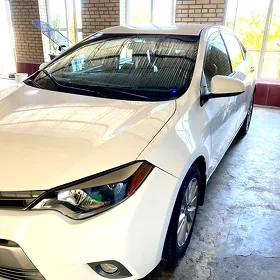 Toyota Corolla 2015