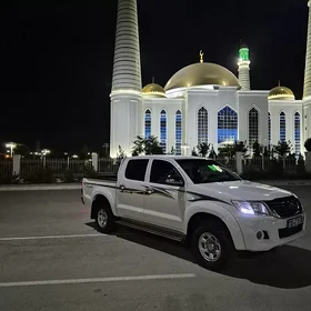 Toyota Hilux 2014