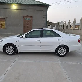 Toyota Avalon 2005