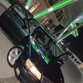 Nissan Cefiro 1995