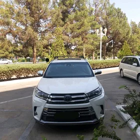 Toyota Highlander 2017