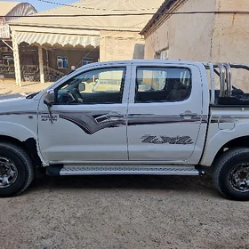 Toyota Hilux 2010