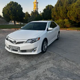 Toyota Camry 2013