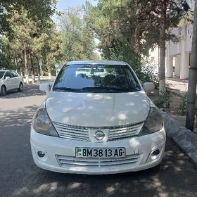 Nissan Versa 2010